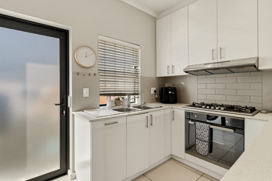 3 Bedroom Property for Sale in Aan de Wijnlanden Western Cape